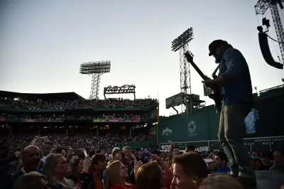 That’s the ticket! Fenway concerts brought in $125M in 2024