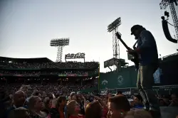 That’s the ticket! Fenway concerts brought in $125M in 2024