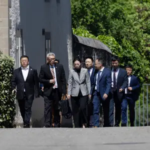 U.S. and China Will Meet for Second Day of Trade Talks