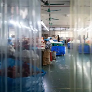 As a Tariff Loophole Closes, Sellers Who Import From China Brace for Chaos