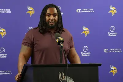 Vikings legend Randall McDaniel gives his take on rookie Donovan Jackson