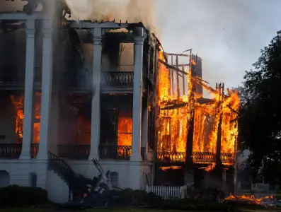 Video of the Nottoway Plantation fire sparks jubilation. It’s about anger and pain over slavery, too