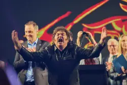 Argentina orders immigration crackdown with decree to 'make Argentina great again'