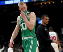 Celtics’ Sam Hauser still not ready to return for Game 4 vs. Knicks