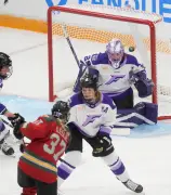 Public enemy Curl-Salemme knots the Final for Frost
